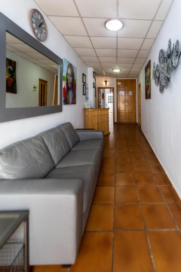 Hostal San Ramon Marbella Dış mekan fotoğraf